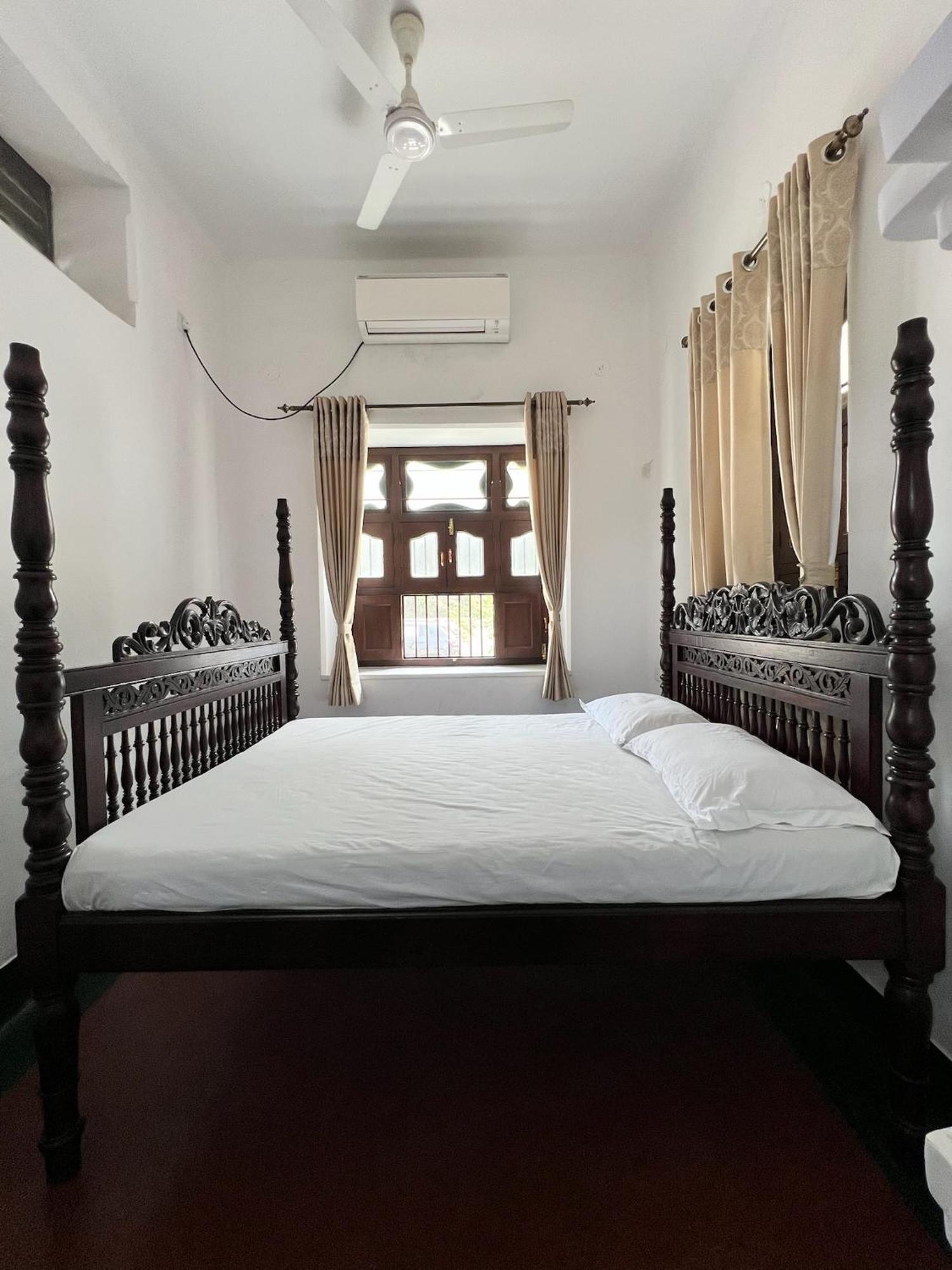 Laxmi Nivas 1949 Bed and Breakfast Secundurabad Eksteriør billede